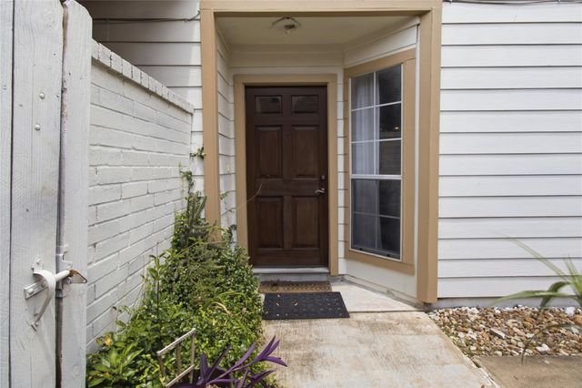 11630 Karlwood Lane, Houston, TX 77099