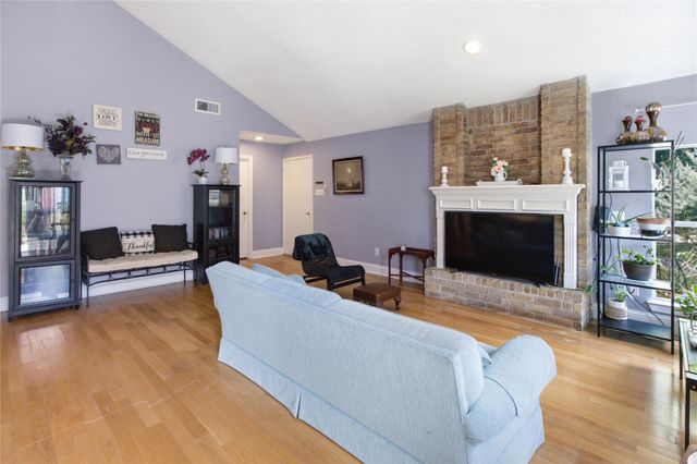 11630 Karlwood Lane, Houston, TX 77099
