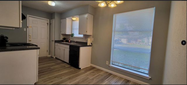 914 Shorehaven Drive, Garland, TX 75040