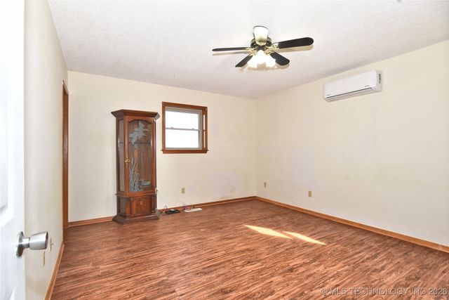 139 Meadow View Street, Mannford, OK 74044