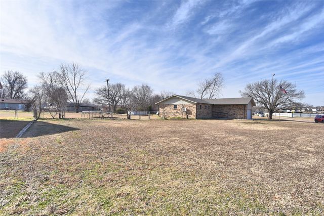 139 Meadow View Street, Mannford, OK 74044