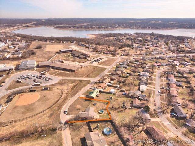 139 Meadow View Street, Mannford, OK 74044