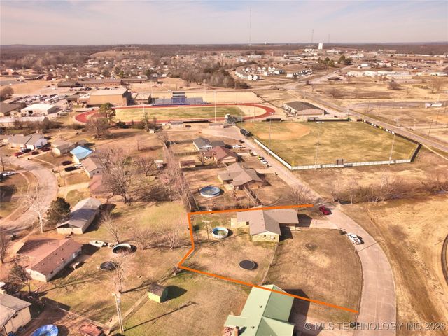 139 Meadow View Street, Mannford, OK 74044