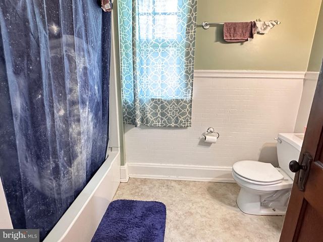 1727 NEW HOLLAND PIKE, Lancaster, PA 17601