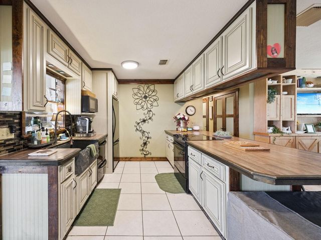 6001 MARTHAS LANE, St Cloud, FL 34771