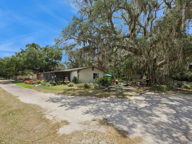 6001 MARTHAS LANE, St Cloud, FL 34771