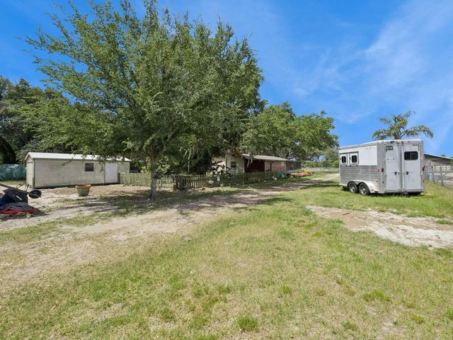 6001 MARTHAS LANE, St Cloud, FL 34771