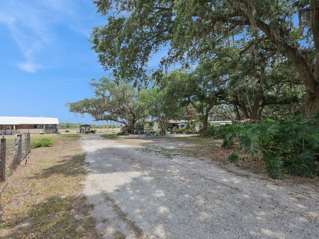6001 MARTHAS LANE, St Cloud, FL 34771