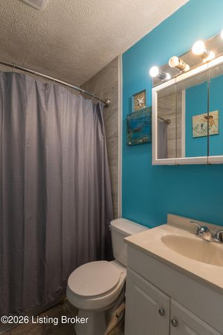 7209 Watson Ln, Louisville, KY 40272