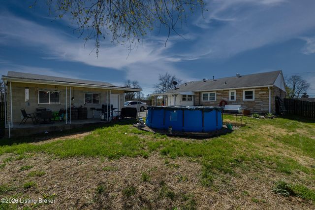 7209 Watson Ln, Louisville, KY 40272