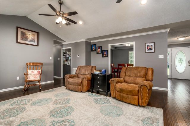 158 Friendship Rd., Conway, AR 72032