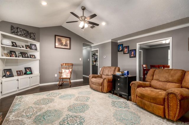 158 Friendship Rd., Conway, AR 72032