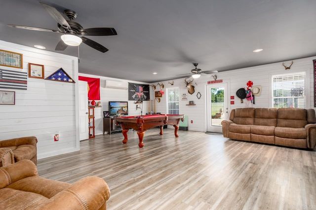 158 Friendship Rd., Conway, AR 72032
