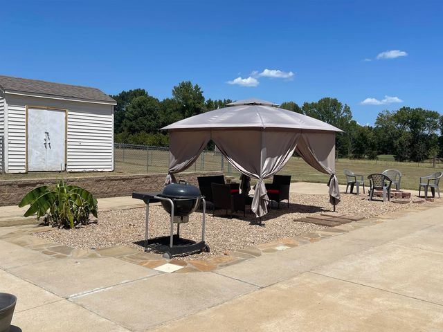 158 Friendship Rd., Conway, AR 72032