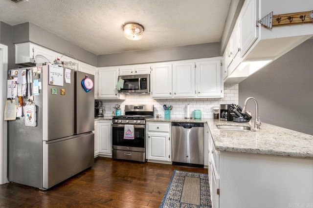 158 Friendship Rd., Conway, AR 72032