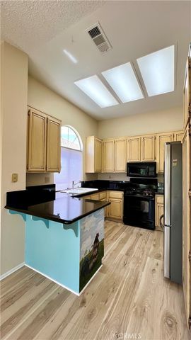 5245 W Plain Field, Banning, CA 92220