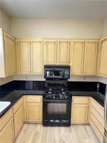 5245 W Plain Field, Banning, CA 92220