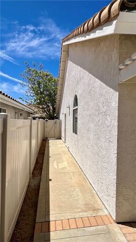 5245 W Plain Field, Banning, CA 92220