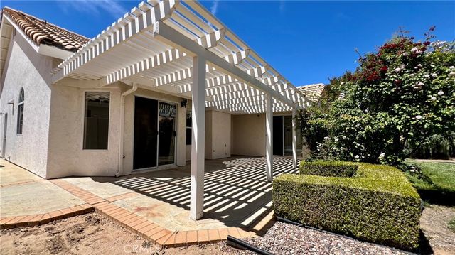 5245 W Plain Field, Banning, CA 92220