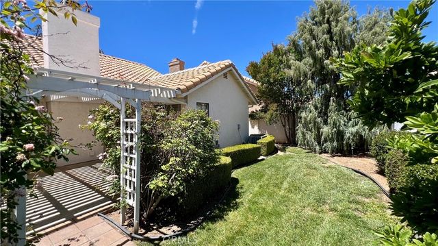 5245 W Plain Field, Banning, CA 92220