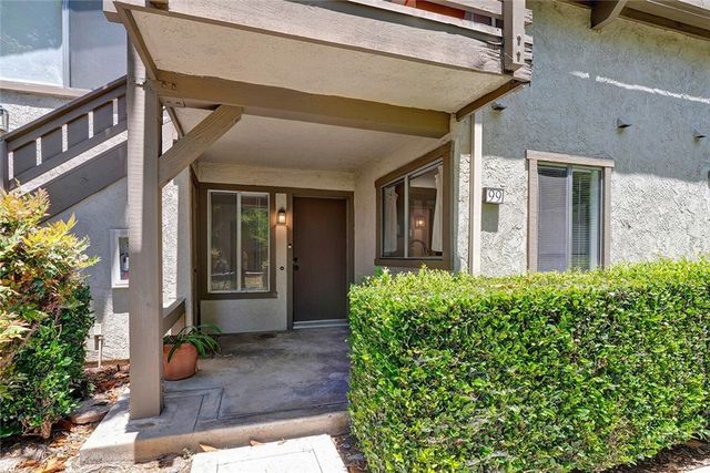 99 Rockwood 50, Irvine, CA 92614