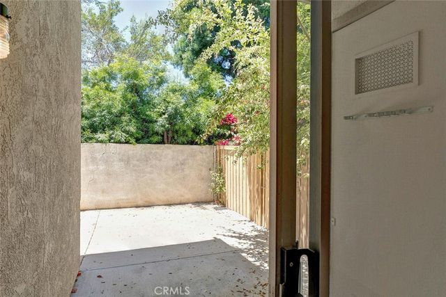 99 Rockwood 50, Irvine, CA 92614