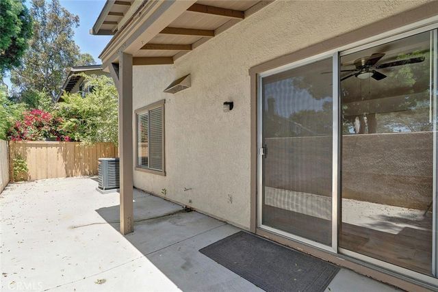 99 Rockwood 50, Irvine, CA 92614