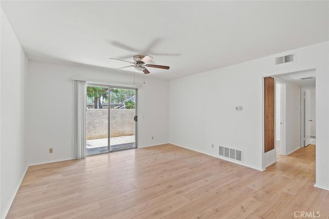 99 Rockwood 50, Irvine, CA 92614