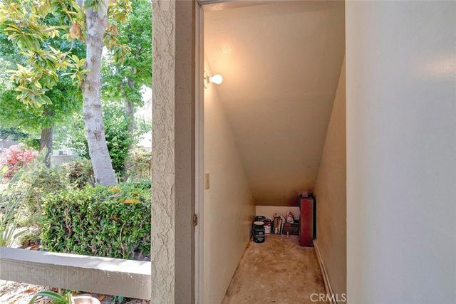 99 Rockwood 50, Irvine, CA 92614