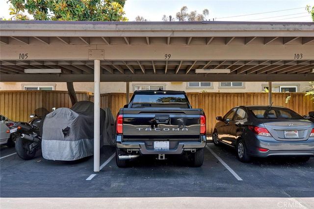 99 Rockwood 50, Irvine, CA 92614