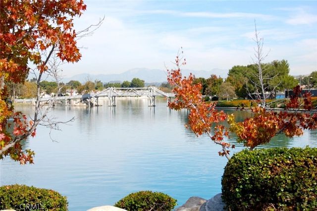 99 Rockwood 50, Irvine, CA 92614