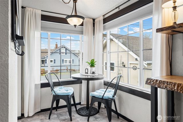 43128 260th Avenue SE, Enumclaw, WA 98022