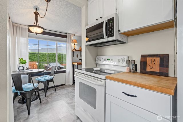 43128 260th Avenue SE, Enumclaw, WA 98022