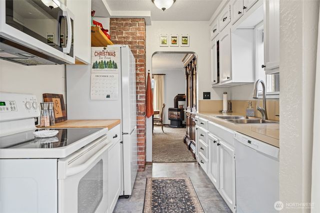 43128 260th Avenue SE, Enumclaw, WA 98022