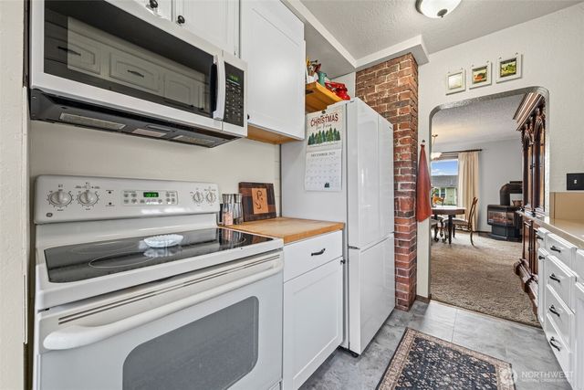 43128 260th Avenue SE, Enumclaw, WA 98022