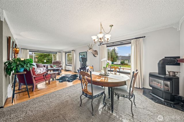 43128 260th Avenue SE, Enumclaw, WA 98022