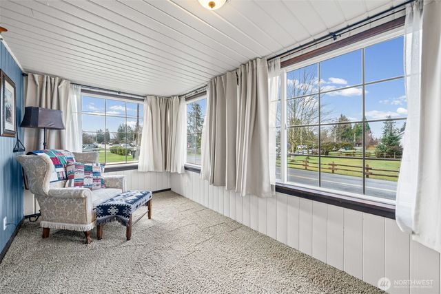 43128 260th Avenue SE, Enumclaw, WA 98022