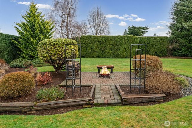 43128 260th Avenue SE, Enumclaw, WA 98022