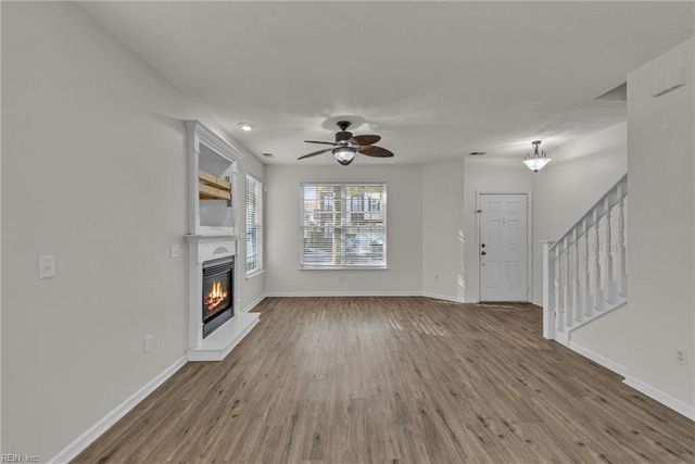 5872 Ludington DR, Virginia Beach, VA 23464