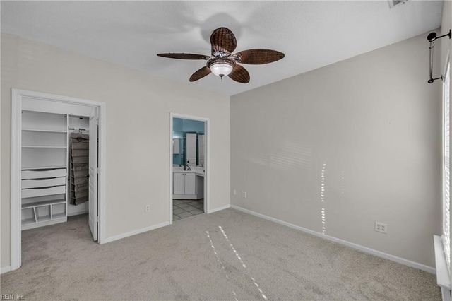 5872 Ludington DR, Virginia Beach, VA 23464