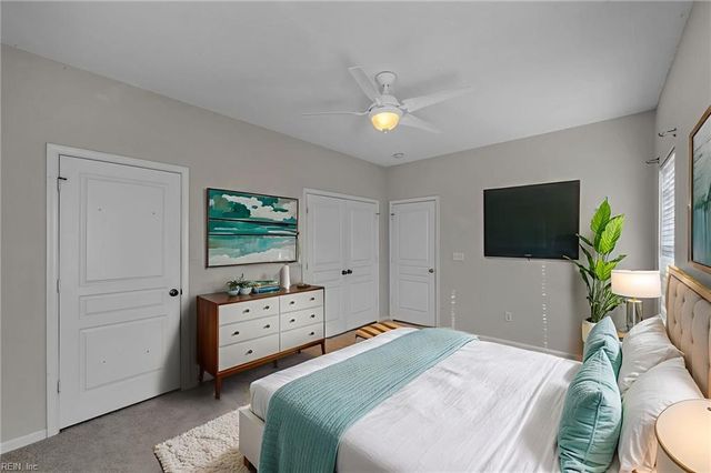 5872 Ludington DR, Virginia Beach, VA 23464