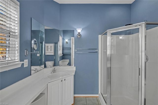 5872 Ludington DR, Virginia Beach, VA 23464