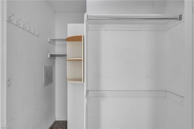 5872 Ludington DR, Virginia Beach, VA 23464