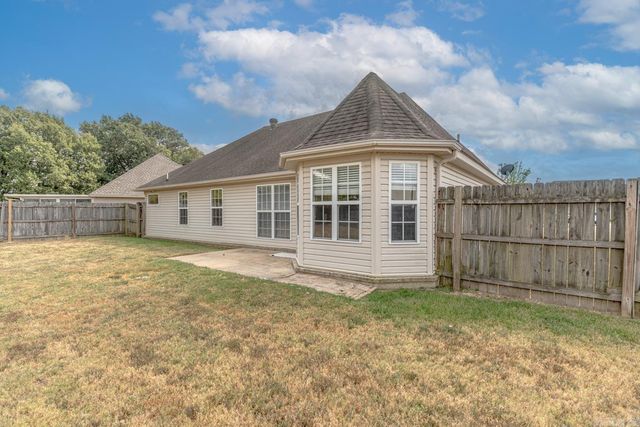 5408 Deerfield Dr, Jonesboro, AR 72404