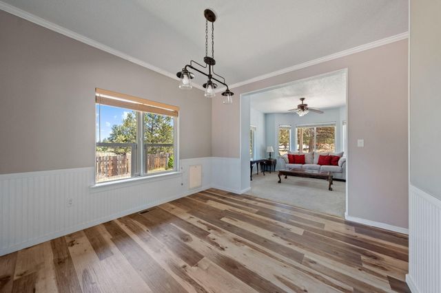 70325 Club Road, Sisters, OR 97759