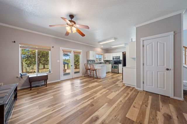 70325 Club Road, Sisters, OR 97759