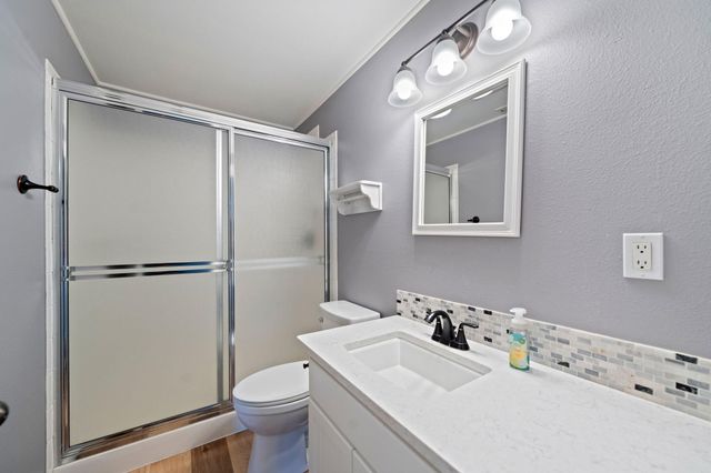 70325 Club Road, Sisters, OR 97759