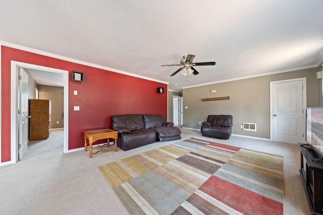 70325 Club Road, Sisters, OR 97759