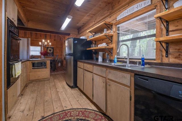 153 W CR 319, Tyler, TX 75706