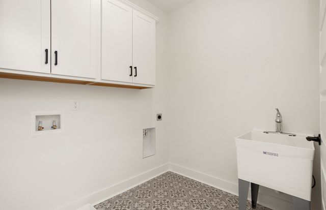 636 Snapdragon Lane, Hendersonville, TN 37075